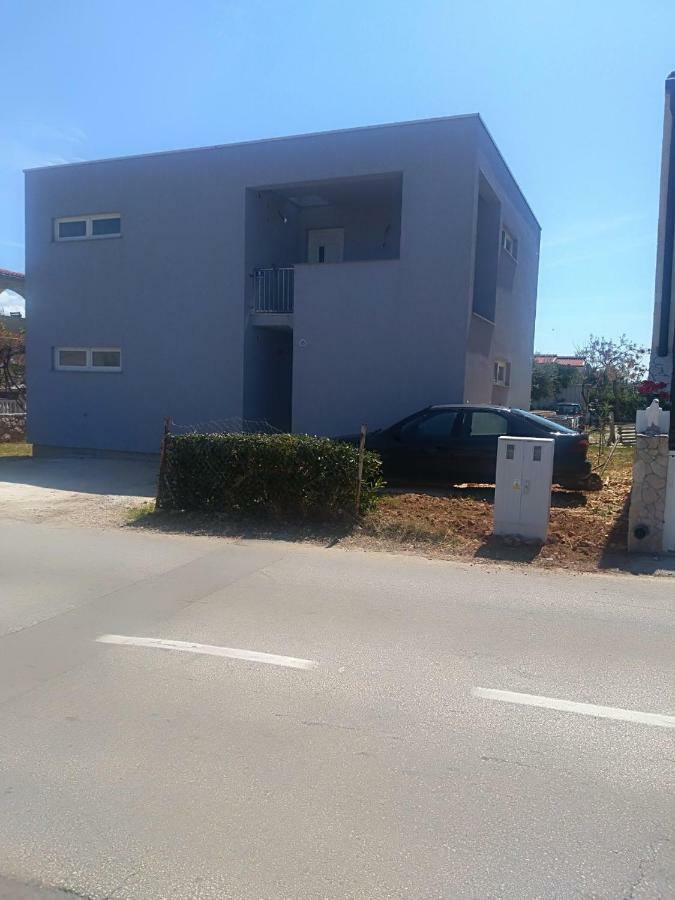 Apartments Bartol Vir Exterior foto
